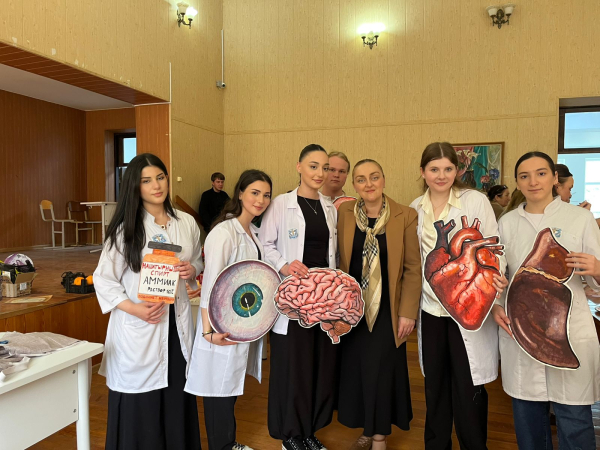 В медицинском колледже Сухума прошёл КВН среди студентов